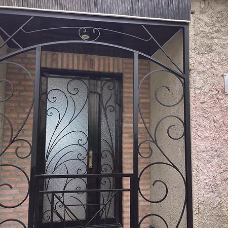 Apartamento Lilu Telavi Exterior foto